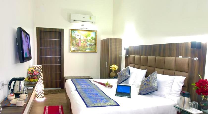 Hotel Whitehouse Ac Family Room Agra  Exteriér fotografie