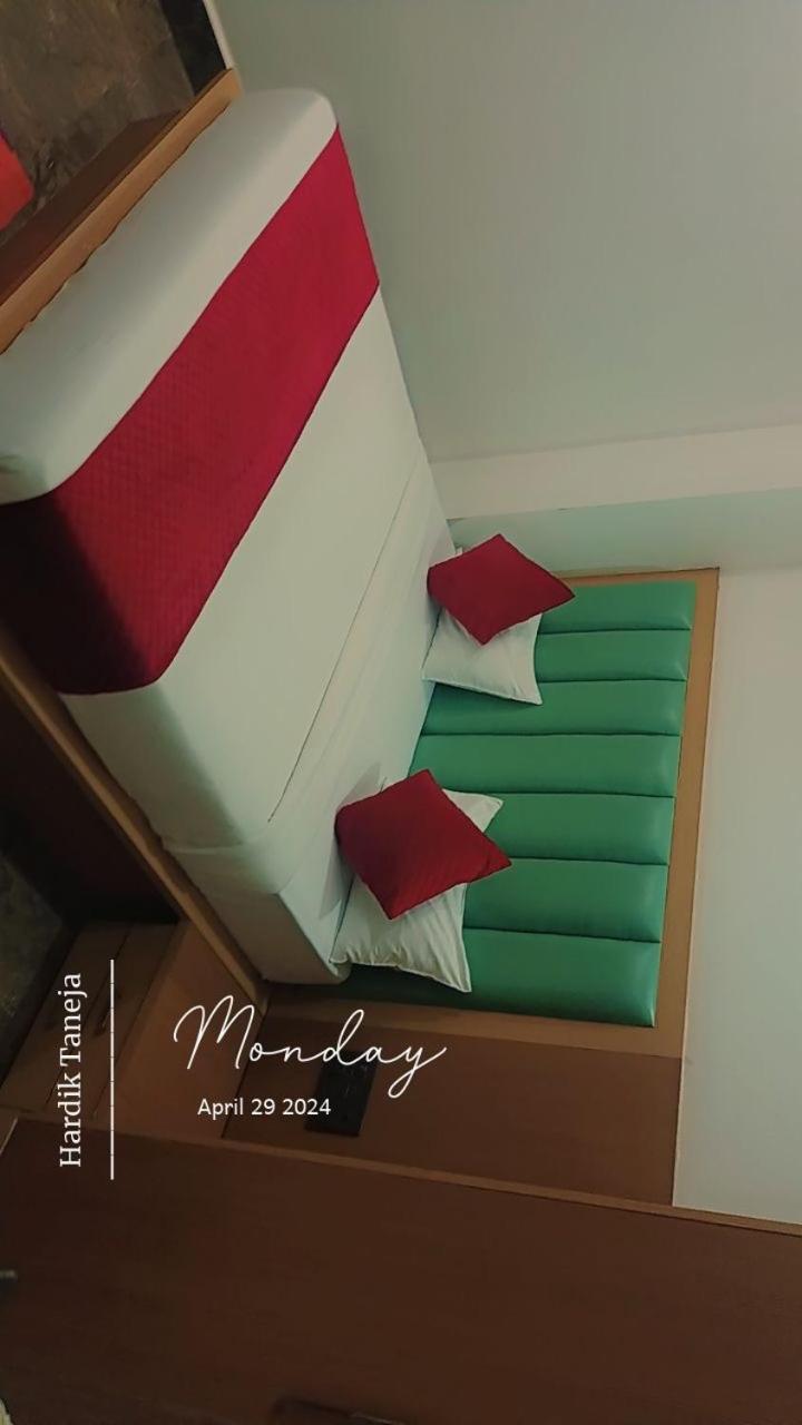 Hotel Whitehouse Ac Family Room Agra  Exteriér fotografie